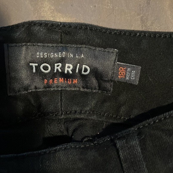 Torrid skinny jeans 18R - Picture 3 of 6